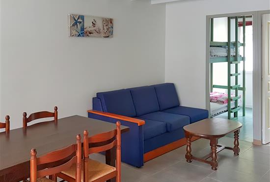 Appartement confort, salon, salle à manger - Camping La Siesta | La Faute sur Mer