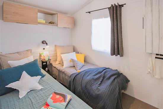 chambre 2 lits simple - Camping La Siesta | La Faute sur Mer