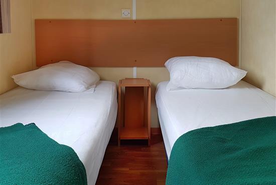 Chambre avec 2 lits simples  - Camping La Siesta | La Faute sur Mer